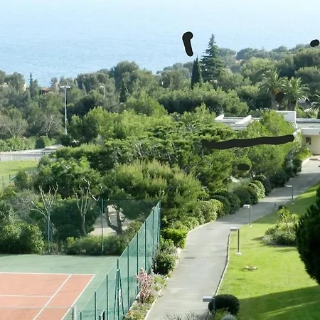 Detente Cassis